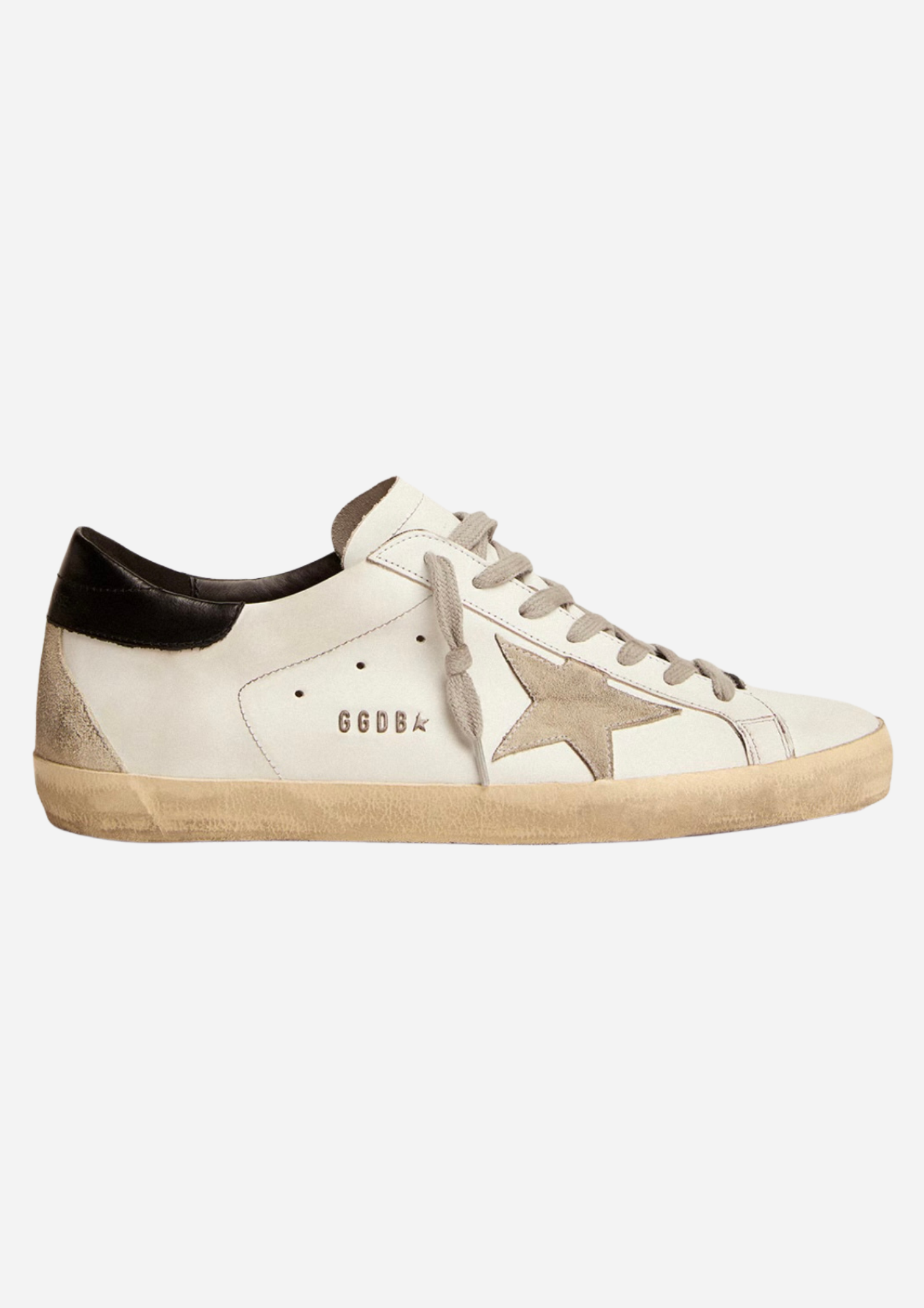 GOLDEN GOOSE SUPER-STAR HERR MED SVART HÄLKAPPA OCH METALLNITAR TEXT