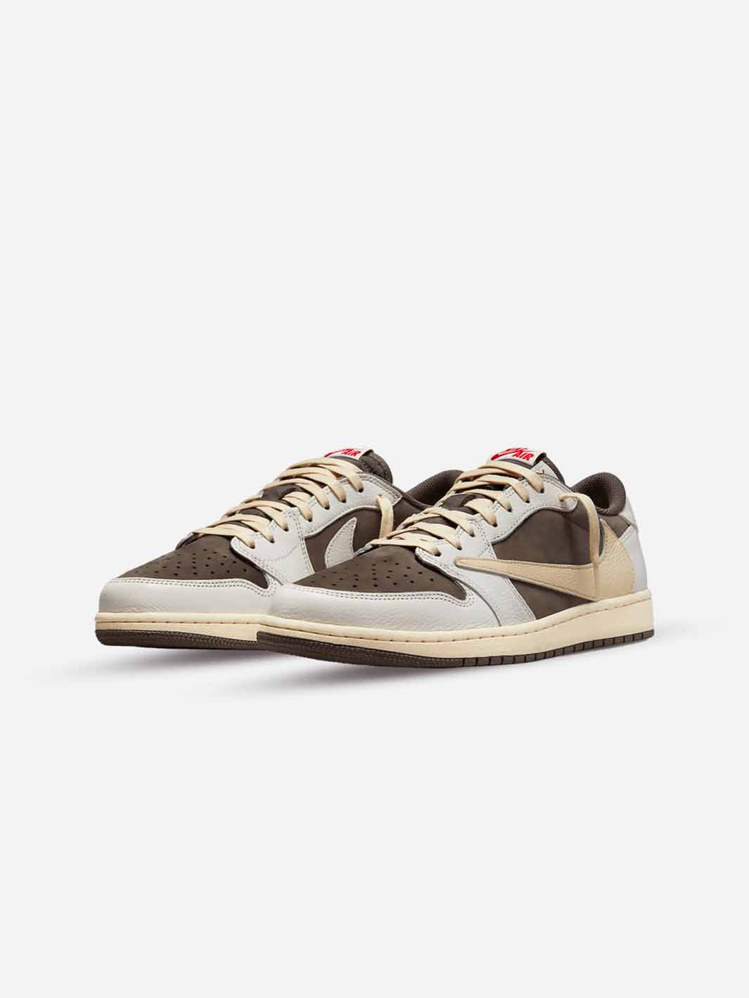 JORDAN 1 LOW TRAVIS SCOTT REVERSE MOCHA