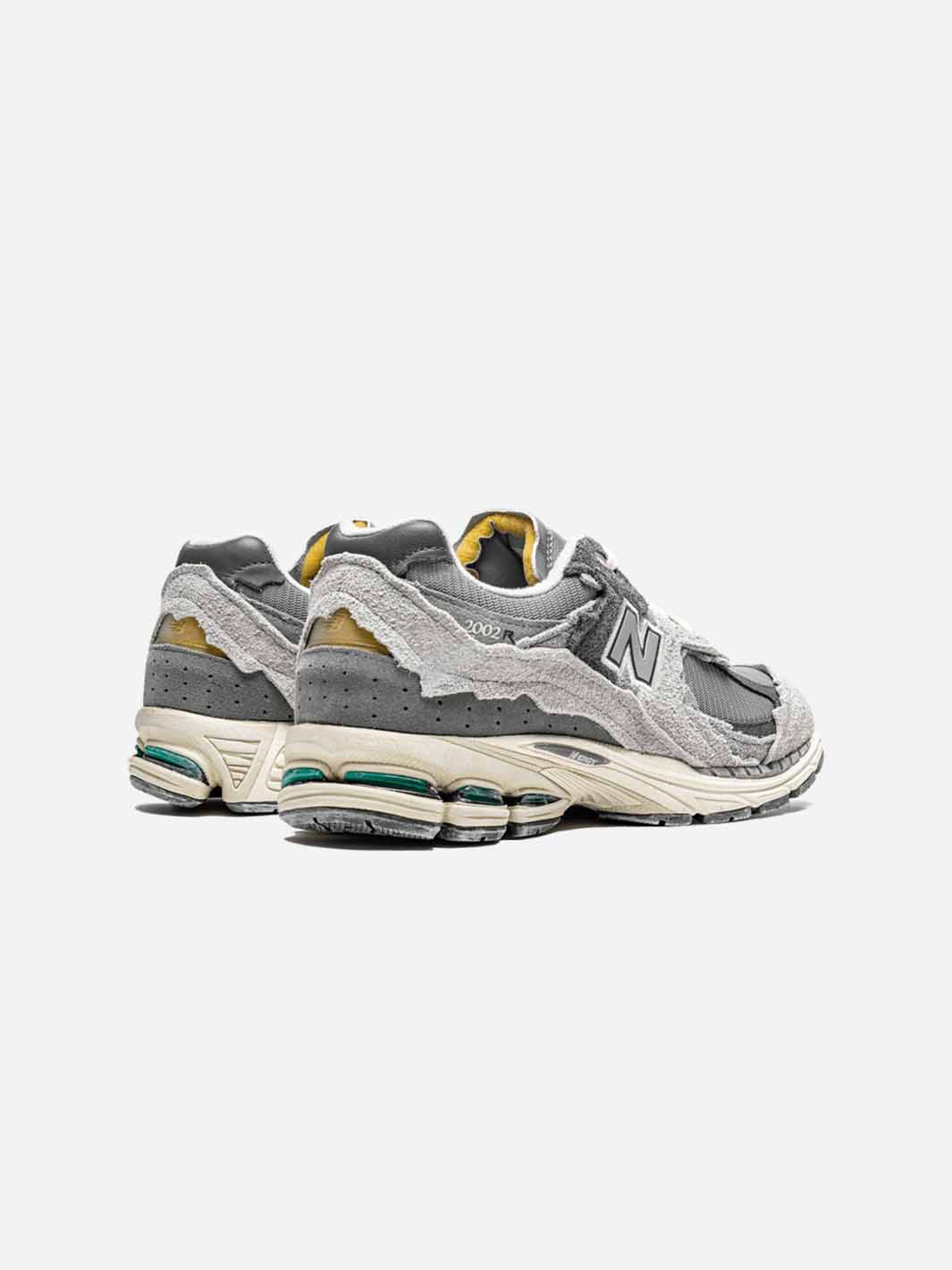 NEW BALANCE 2002R PROTECTION PACK RAIN CLOUD
