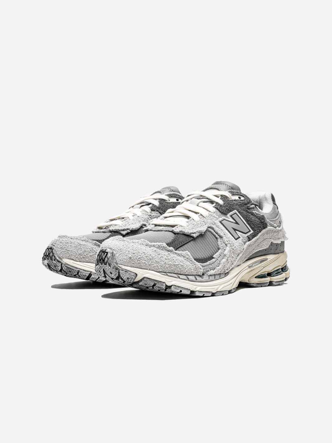NEW BALANCE 2002R PROTECTION PACK RAIN CLOUD