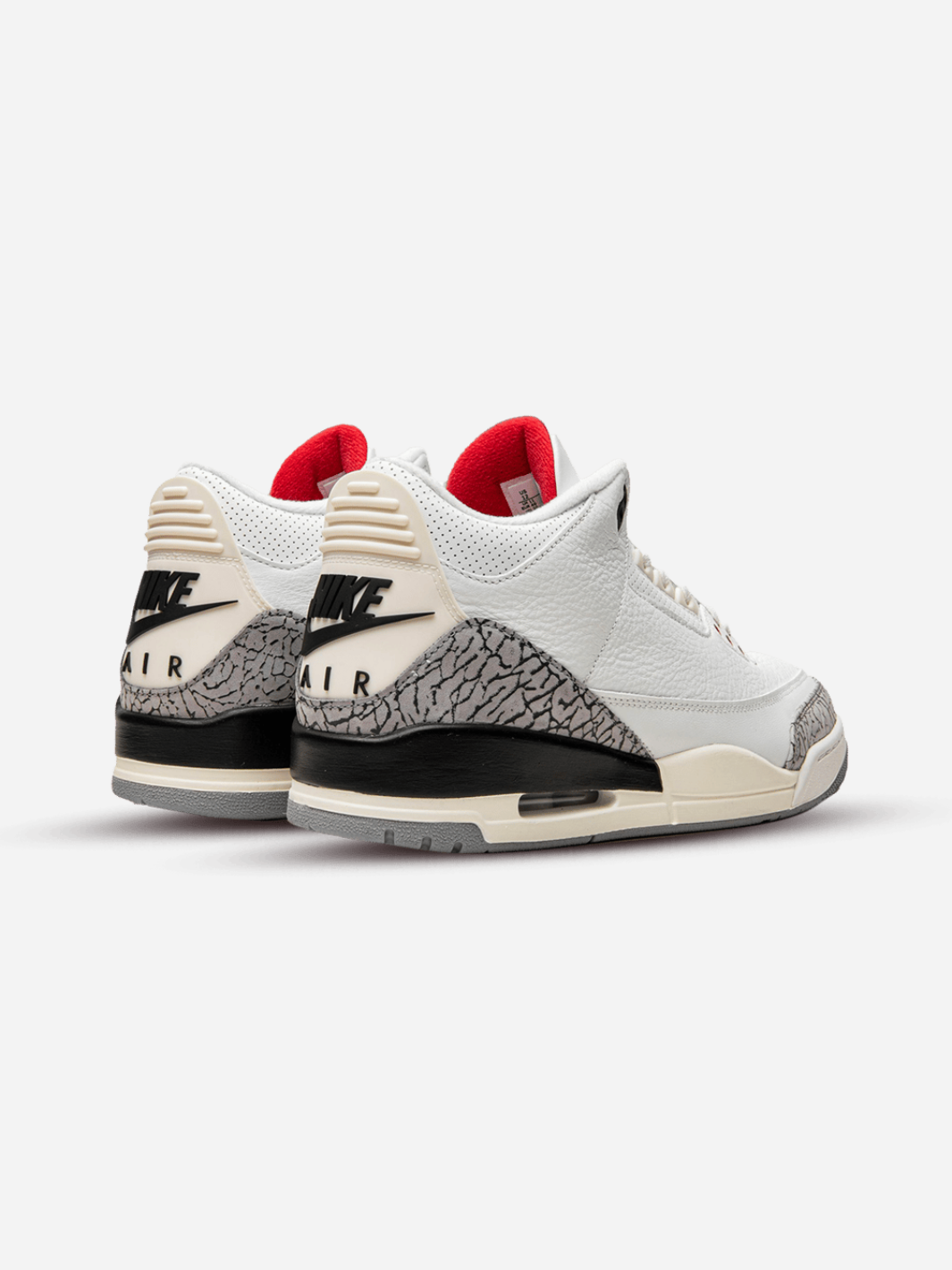 JORDAN 3 VIT CEMENT ÅTERFÖRESTÄLLD 2023