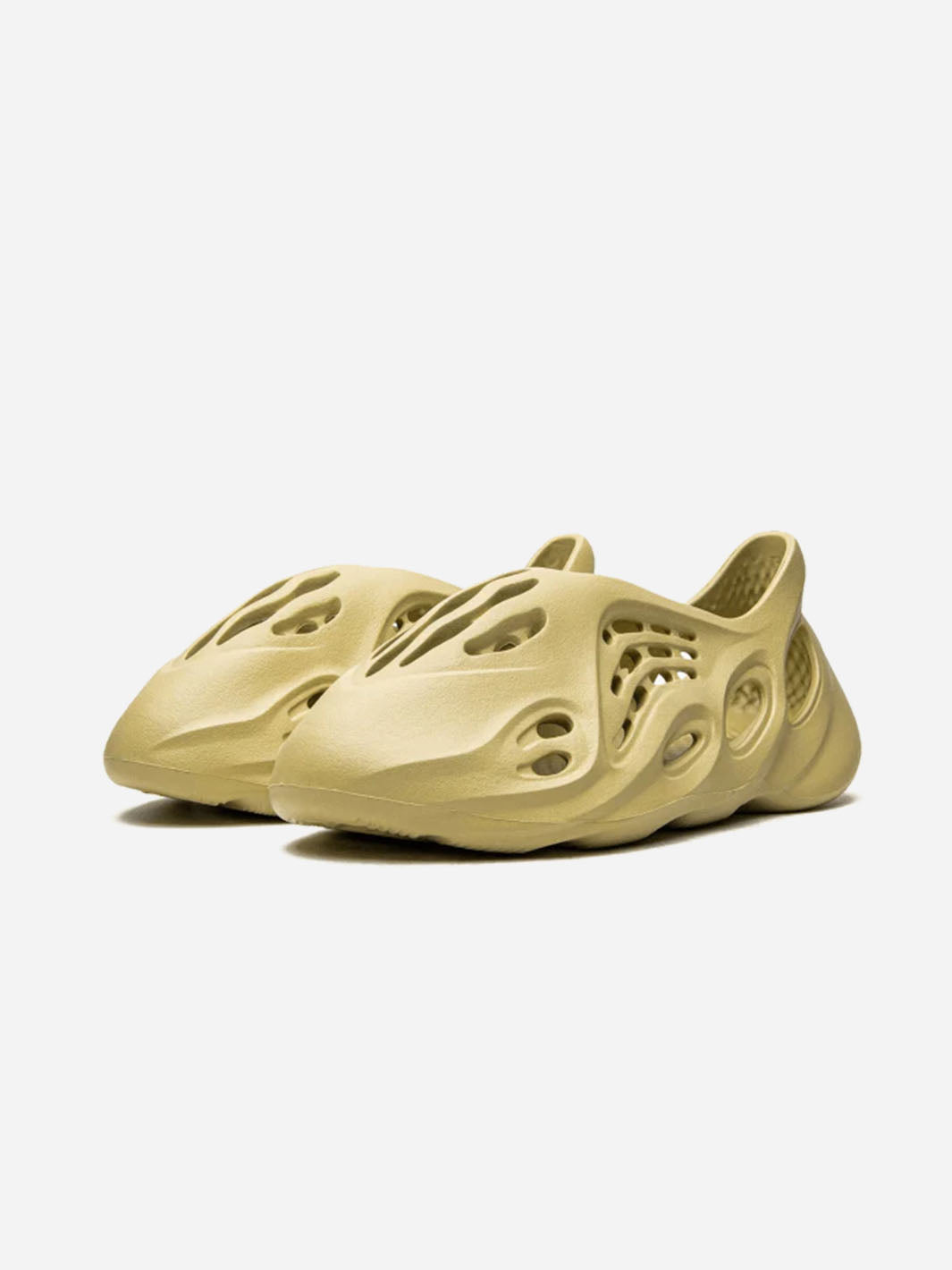 YEEZY FOAM RUNNER SULFUR