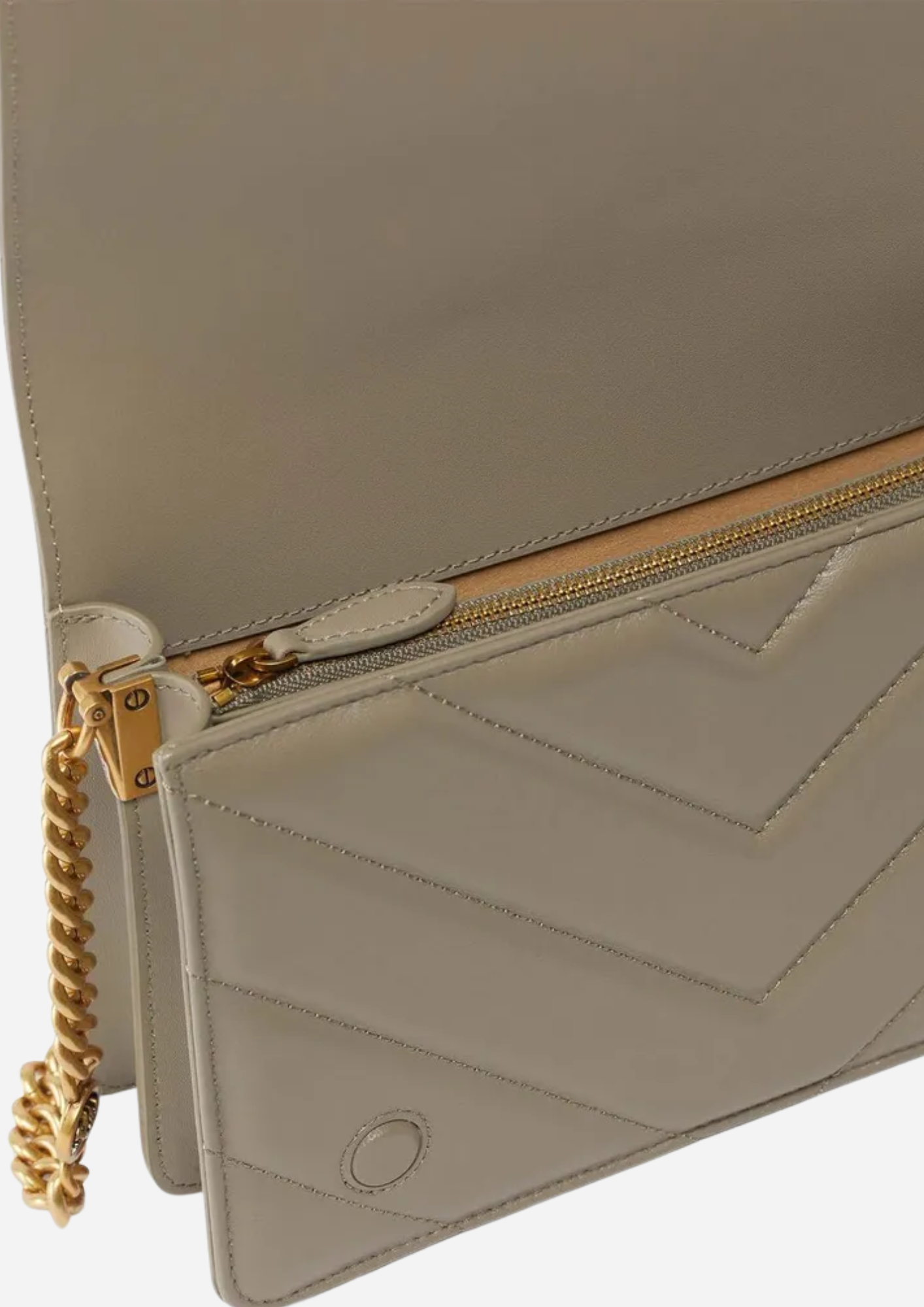 Interno della Pinko Love Bag Click Classic Noce con divisorio centrale con zip