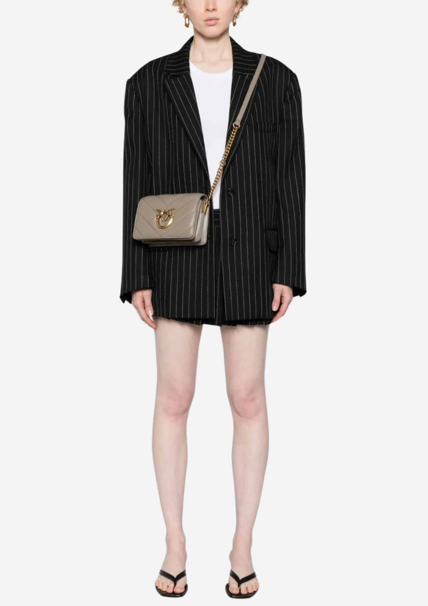 Pinko Mini Love Bag Click Big Chevron Noce indossata crossbody