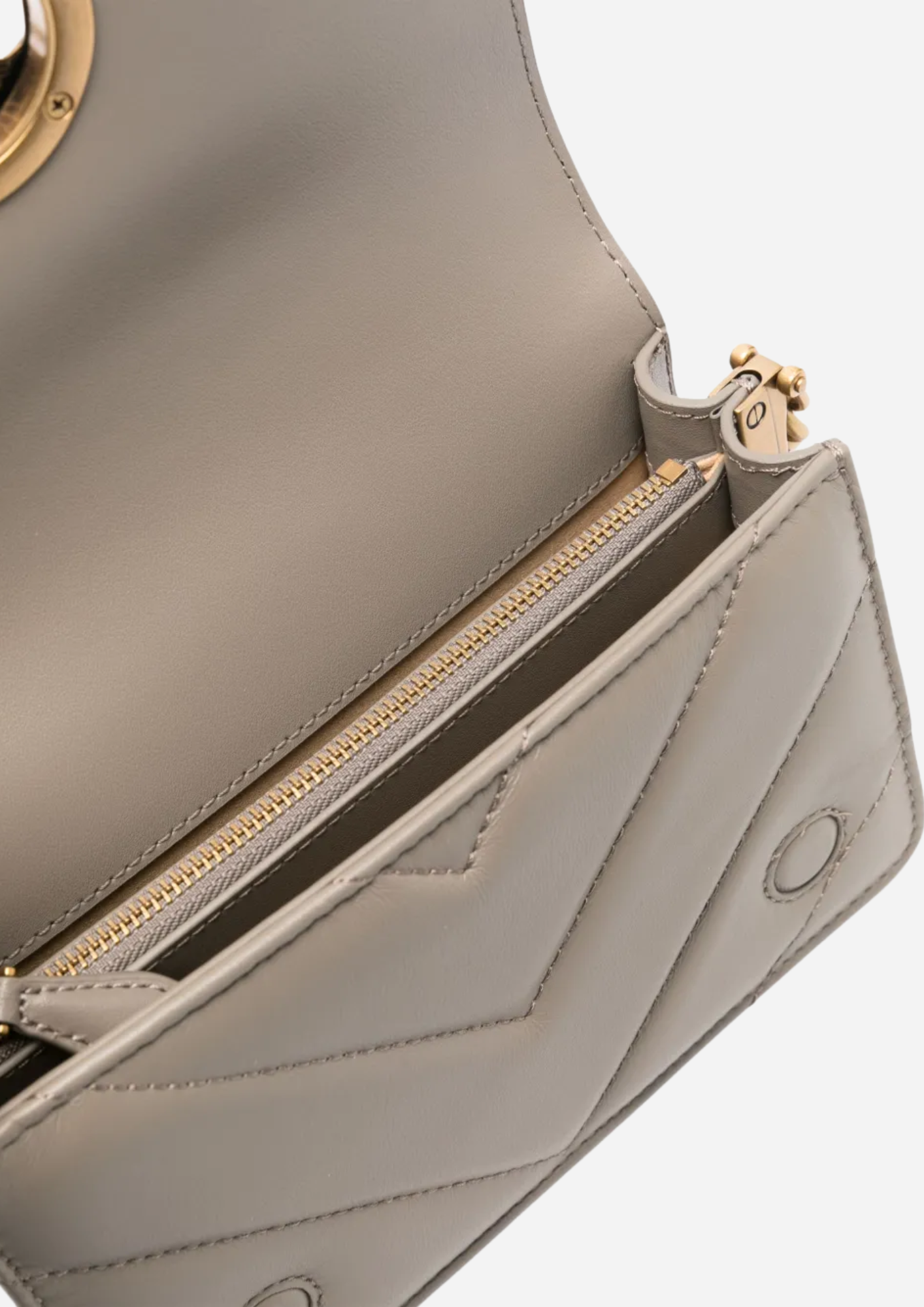Interno della Pinko Mini Love Bag Click Big Chevron Noce con divisorio zip