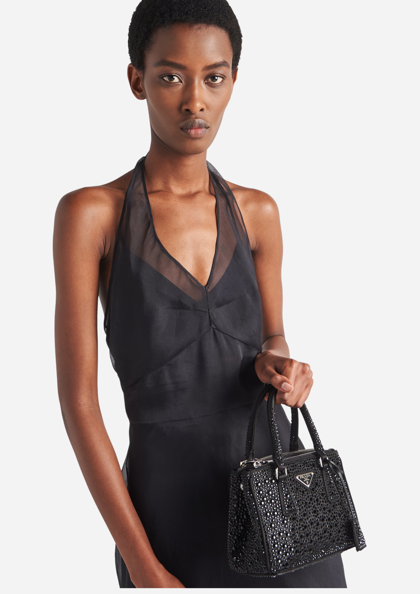 Prada Galleria Mini nera con cristalli indossata a mano